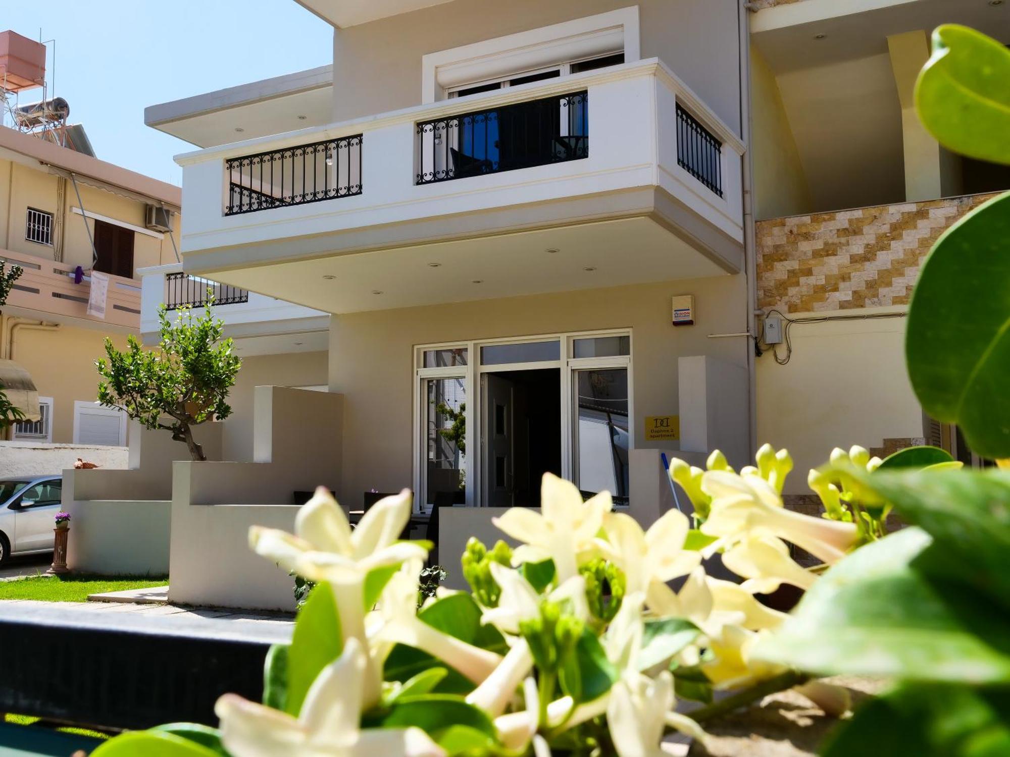 Cosy Apartments Daphne Daratsos Exterior photo